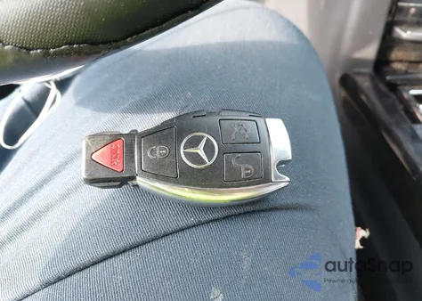 2011 Mercedes-Benz E 350 из США, поврежденный, VIN WDDHF5GB6BA450308